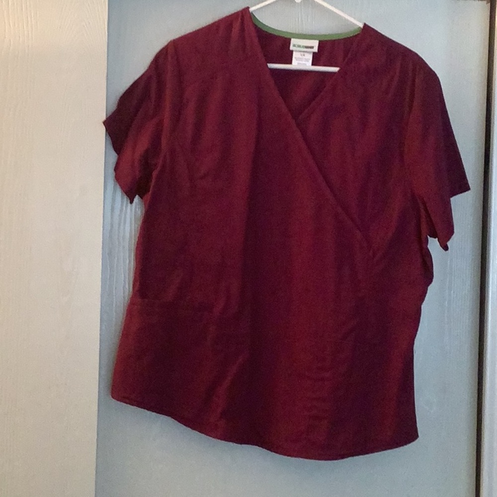 Scrubstar women’s scrub top